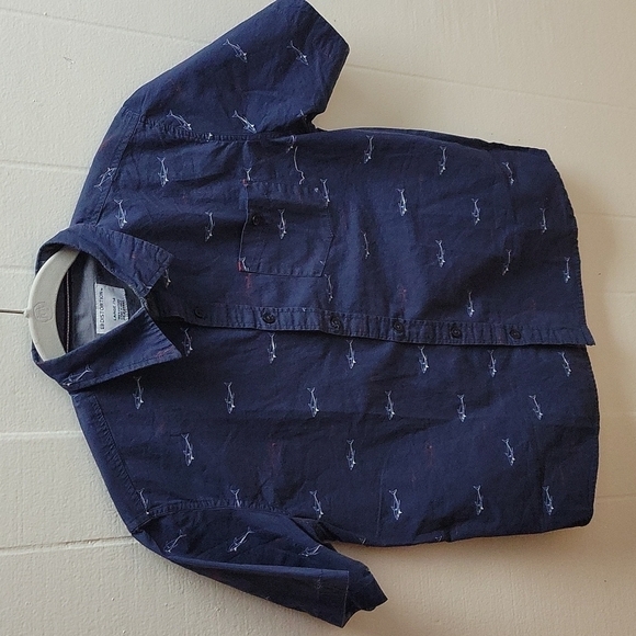Distortion boys size 14 short sleeve button down shark shirt - Picture 5 of 5